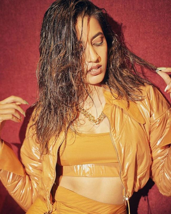 Staggering Photoshoot Of Insta Celebrities